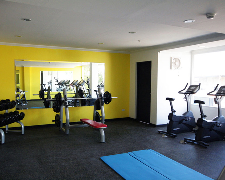 Queens Hotel Angeles City | Gym